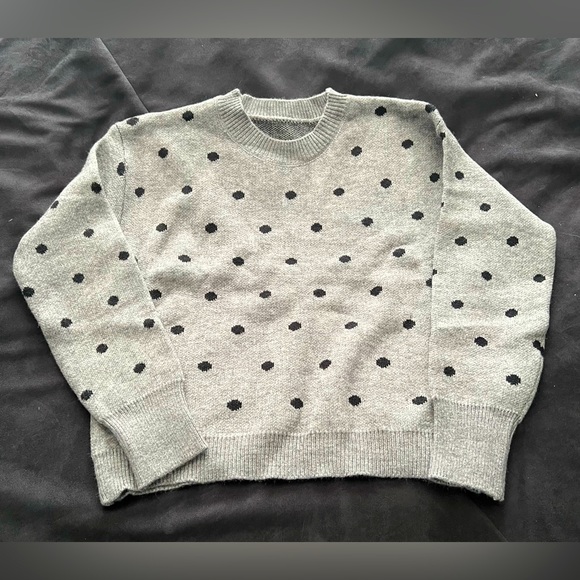 Pullover Women's Sweater (Size: Petite Medium) - Picture 4 of 4